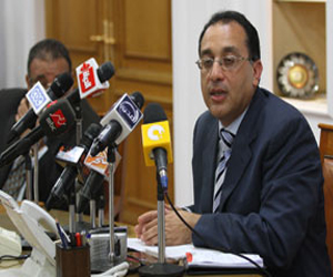   مصر اليوم - وزير الاسكان يوافق على تقسيط مديونيات المنشآت السياحيّة لشركة المياه