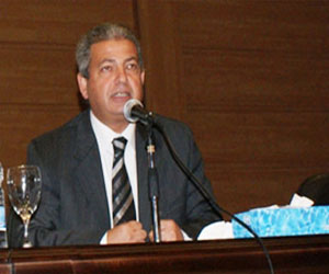 مصر اليوم - تخصيص 10 أفدنة لمركز شباب عزبة العرب في الدويقة