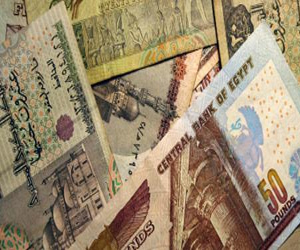   مصر اليوم - الجنيه يرتفع في عطاء البنك المركزي