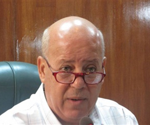   مصر اليوم - محافظ بورسعيد يشهد مراسم تولّي اللّواء الشحات قيادة الجيش الثاني