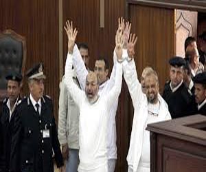   مصر اليوم - القضاء يرفض طلب البلتاجي وحجازي ردّ المحكمة