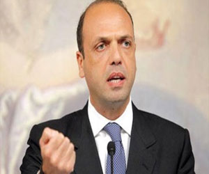   مصر اليوم - الداخلية الإيطالية تعلن إنقاذ 4 آلاف مهاجر خلال يومين