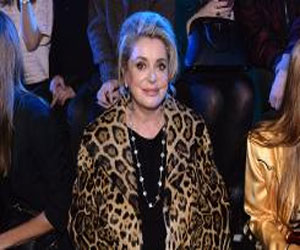   مصر اليوم - الممثلة الفرنسية كاترين دونوف لا تعتزم التوقف عن التمثيل