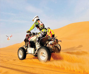 مصر اليوم - فاسيليف يقترب من أول فوز له في رالي أبوظبي الصحراوي