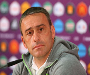   مصر اليوم - تجديد عقد بينتو مدرب المنتخب البرتغال حتى 2016