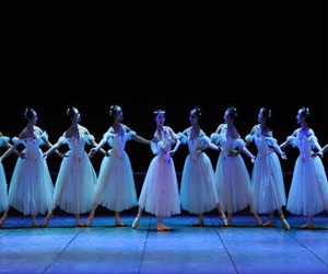 مصر اليوم - حفل باليه لياونينج على المسرح البحريني الخميس