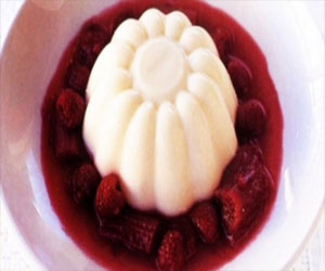   مصر اليوم - جيلي الحليب بالتوت