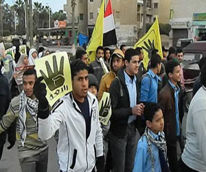 مصر اليوم - مسيرة لطلاب الإخوان غرب الإسكندرية تطالب بإخلاء سبيل زملائهم