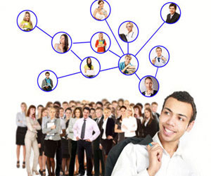   مصر اليوم - التعامل مع شبكات التواصل الإجتماعي في دورة بحرينية