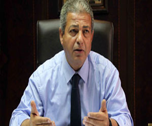 مصر اليوم - عبدالعزيز يستقبل المنتخب القوميّ للمعاقين لرفع الأثقال