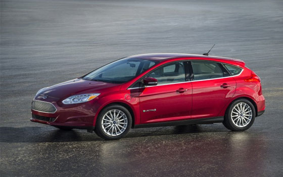 مصر اليوم - فورد تكشف عن فوكس 2015 سيّدان الجديّدة بتحديثات منتصف العمر