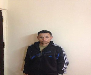 مصر اليوم - أمن بورسعيد يتمكن من توقيف عاطل بحوزته سلاح ناري