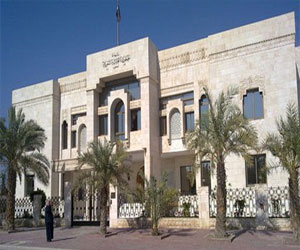   مصر اليوم - ضابط وجنديّ في الحرس الوطني الكويتيّ يتاجران في السلاح