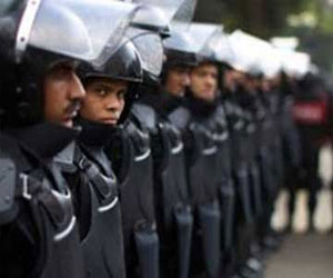 مصر اليوم - إحباط محاولة للهروب الجماعي للسجناء بمركز شرطة ههيا في الشرقية