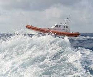 مصر اليوم - خفر السواحل اليوناني يبحث عن قارب على متنه 50 مهاجرًا