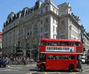   مصر اليوم - راحة الراكب آخر شىء يسعى له سائقو سيارات الأجرة في رومانيا