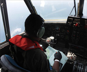   مصر اليوم - استئناف عمليات البحث عن الطائرة الماليزية المفقودة