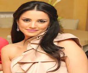   مصر اليوم - درة تستأنفُ تصويّر سجن النساء في مصر الجديّدة