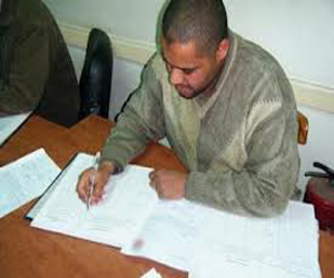 مصر اليوم - حملةصبَّاحي في بورسعيد تسلِّم 600 توكيل