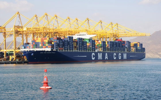   مصر اليوم - الميناء الحُرّ في أبوظبي يستقبل أضخم شحنة في تاريخه