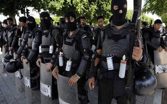   مصر اليوم - قوّات الأمن تفرض تشديداتٍ أمنيّةً على الكنائس تزامنًا مع الاحتفال بـ أحد الشعانين