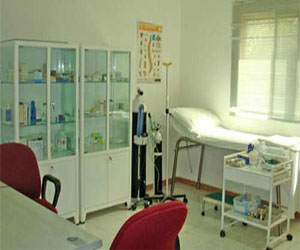   مصر اليوم - إغلاق 7 منشآت طبيّة غير مرخصة في الفيوم