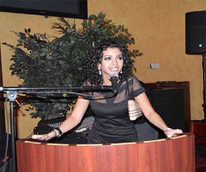   مصر اليوم - ملكه جمال مصر للمغتربات تدعو لوقف القتال فى سورية