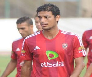   مصر اليوم - أحمد خيري يظهر رسمياً لأول مرة مع الأهلي أمام المقاولون
