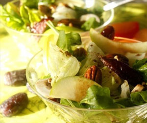   مصر اليوم - سلطة التمر و التفاح