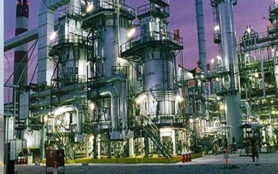   مصر اليوم - اتحاد الصناعات يؤكّد أن الكفاءة التشغيليّة لمعامل تكرير البترول تبلغ  80%