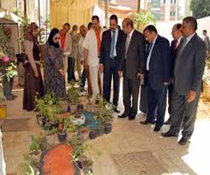   مصر اليوم - جامعة سوهاج تُنظِّم أول معرض لأشجار ونباتات الزِّينة