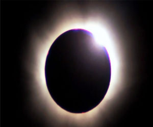   مصر اليوم - الثلاثاء خسوف كلي للقمر في 2014