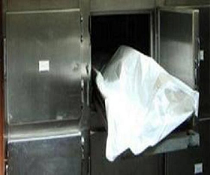   مصر اليوم - مقتل عامل في سوهاج ووالدته تتهم أقارب زوجته بارتكاب الجريمة