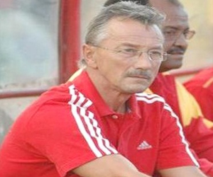   مصر اليوم - كروجر يجهز خطة إنقاذ إنبي من الهبوط