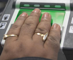   مصر اليوم - مدينة سويدية تعتمد طريقة الدفع بواسطة كف اليد