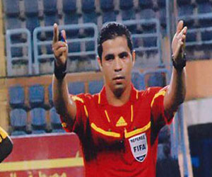   مصر اليوم - عاشور يحكِّم مباراة المصري وطلائع الجيش