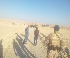   مصر اليوم - تمشيّط مناطق سوهاج الجبليّة لتوقيّف مُرتكبي حادث الكولة