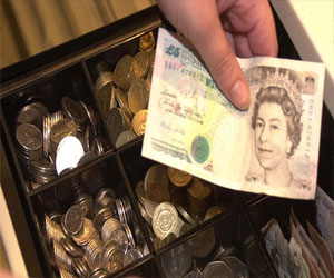   مصر اليوم - انخفاض معدل التضخم في بريطانيا