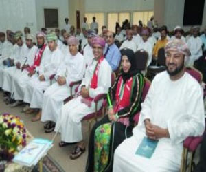 مصر اليوم - وفد إماراتيّ يزور تعليميّة الداخليّة العمانيّة