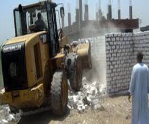   مصر اليوم - أمن سوهاج يزيل 24 تعدّيًا على الأراضي