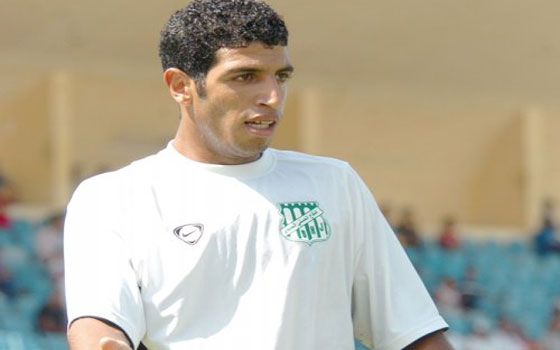   مصر اليوم - غياب الجماهيرالأهلاويّة دافع معنوي للدفاع الحسني