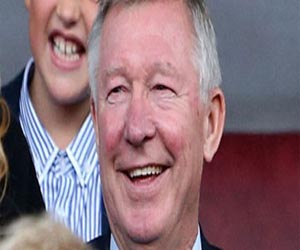   مصر اليوم - مدرب مانشستر يونايتد السابق يعرض 5 آلاف زجاجة نبيذ للبيع في مزاد