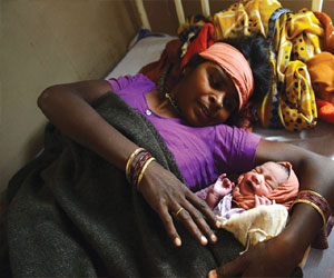   مصر اليوم - الاتحاد الأوربي يدعم برنامج تحسين صحة الأمهات والأطفال في إثيوبيا