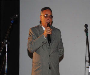   مصر اليوم - محافظ سوهاج يشهد مؤتمرًا عن الغذاء من أجل التَّعليم