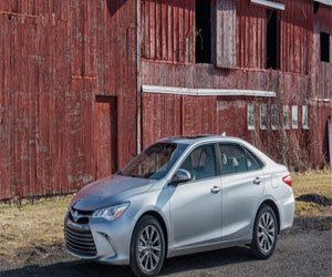 مصر اليوم - تويوتا تكشف رسميًا عن كامري 2015 الجديدة