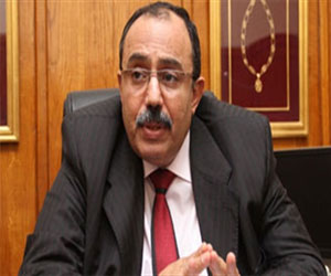 مصر اليوم - محافظ القليوبية يزور كنائس المحافظة السبت