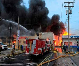 مصر اليوم - حريق يلتهم ثلاثة منازل في ولاية نيوجيرسي الأميركية