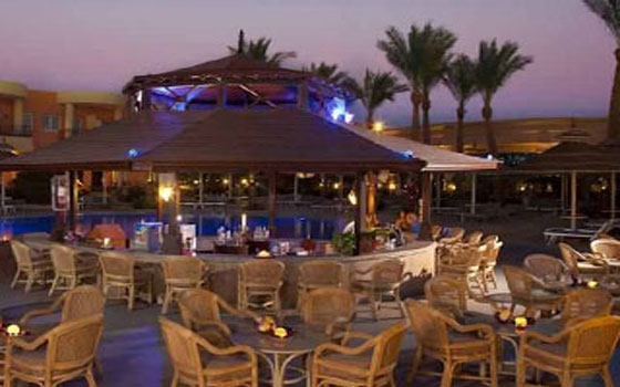   مصر اليوم - سيرا شرم الشيخ مُتعة الاسترخاء على الشاطئ