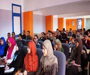   مصر اليوم - القافلة التَّعليميَّة تُقدِّم الشُّكر للمدينة الشَّبابيَّة في نزل أسوان الدُّولي