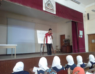 مصر اليوم - مستوى طلاب أسوان التعليمي يستحق الإشادة والتحية